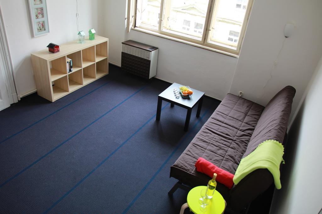 פראג Apartment Rimska 34 מראה חיצוני תמונה